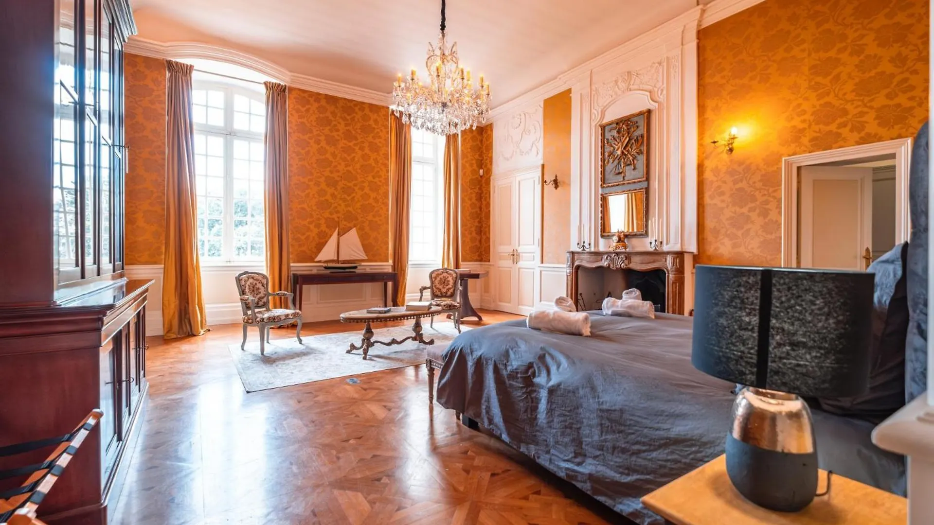 Chateau Beaudesert - Piscine - Tennis - Parc De 50Ha Villa Corbarieu 0*,  France