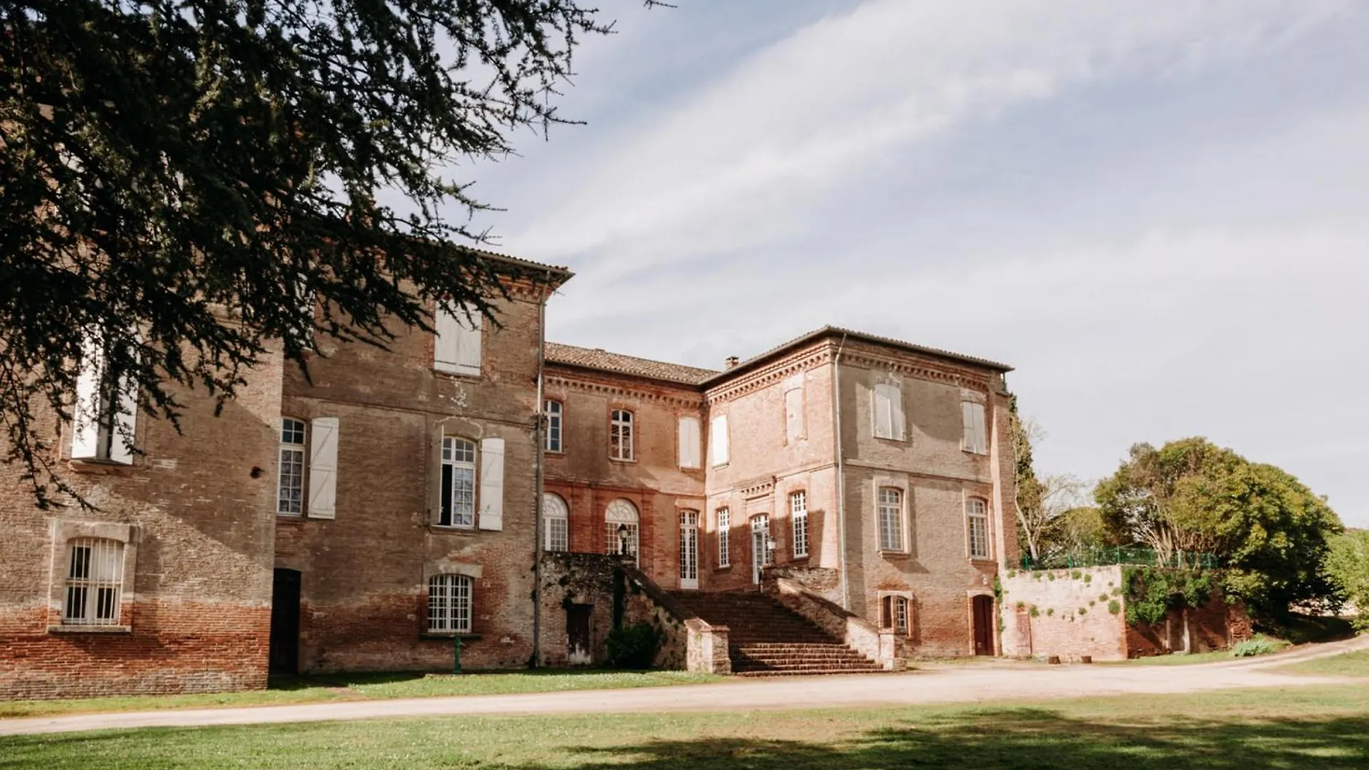 Chateau Beaudesert - Piscine - Tennis - Parc De 50Ha Villa Corbarieu 0*,