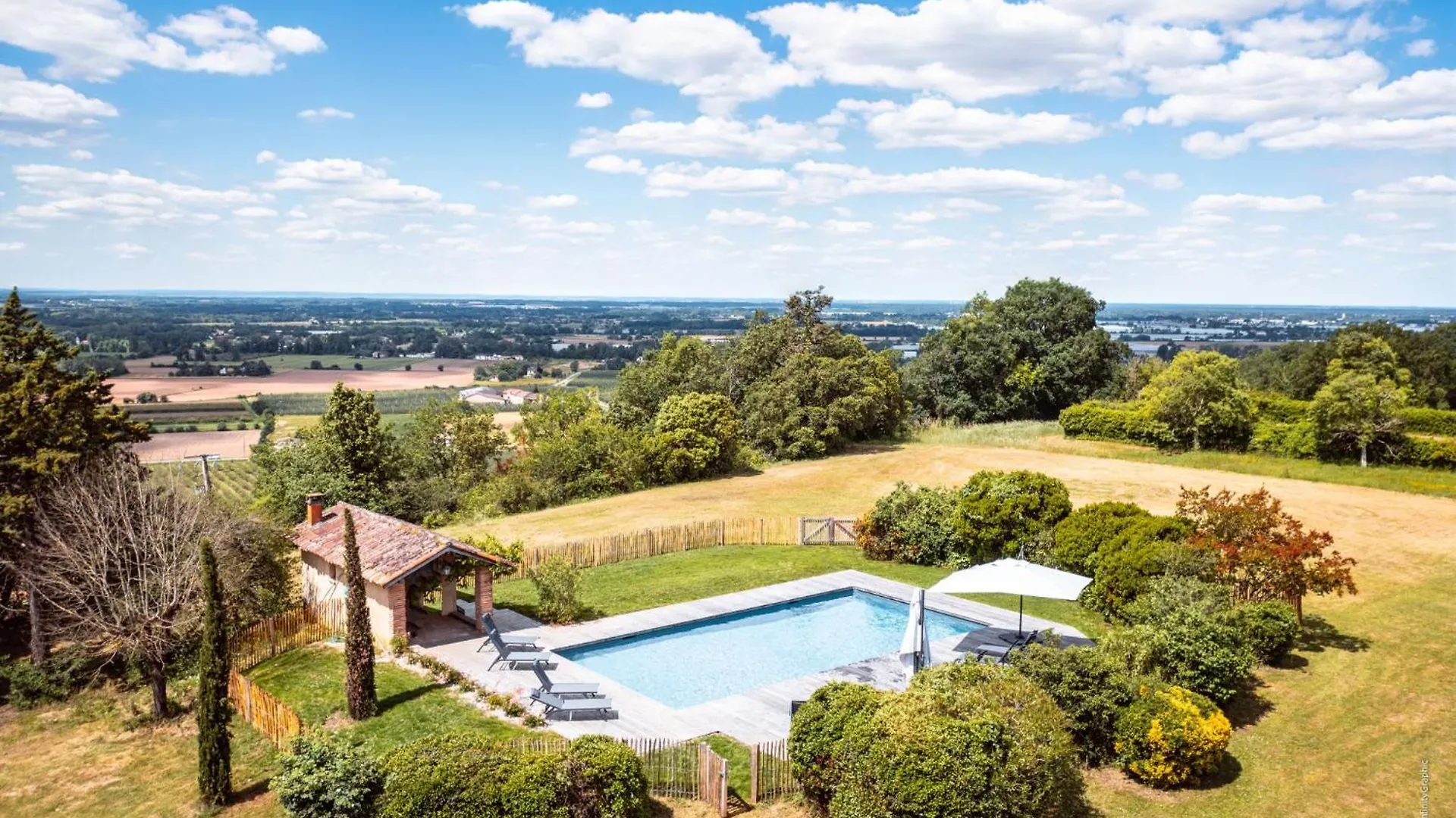 Chateau Beaudesert - Piscine - Tennis - Parc De 50Ha Villa Corbarieu